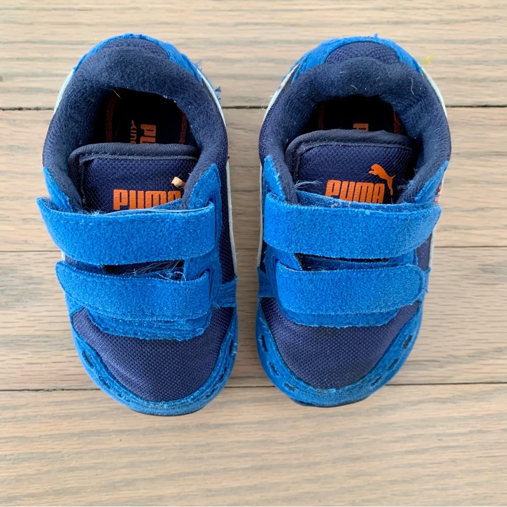 Baby Puma blue and orange sneakers toddler sz 4
